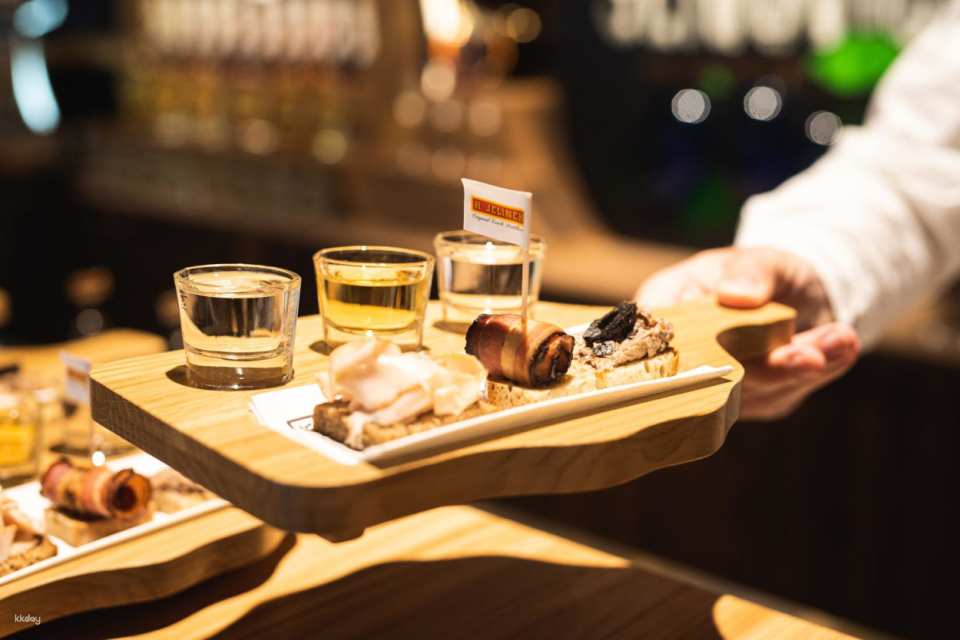 Slivovitz Museum with Plum Brandy Tasting and 5D Virtual Reality | Prague