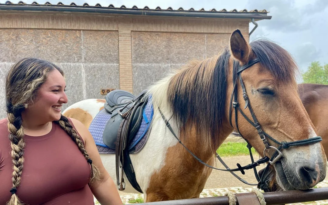 Small-Group Tuscany Horseback Riding & Winery Tour with Lunch and Wine Tasting Image 3