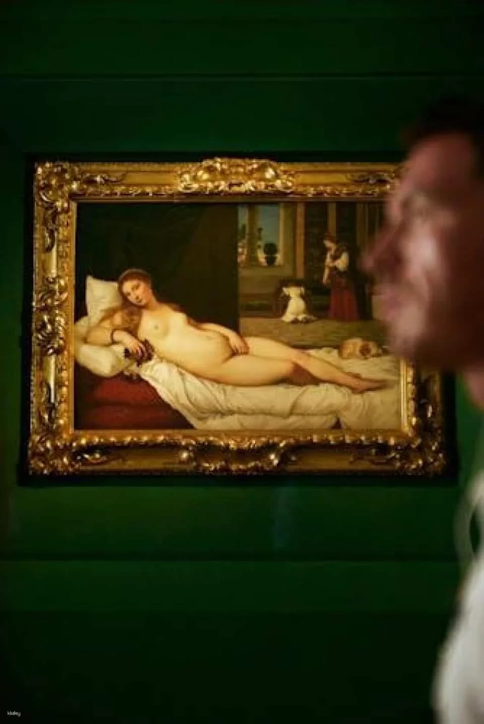 Small group Uffizi masterclass with an art historian