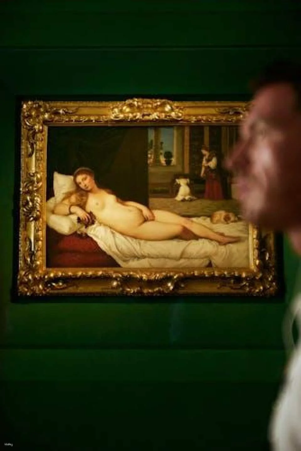 Small group Uffizi masterclass with an art historian