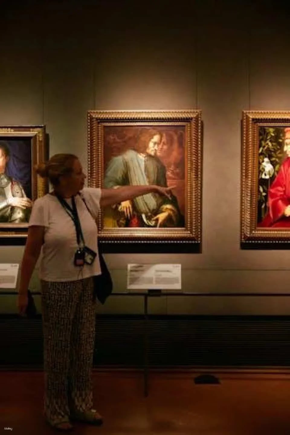 Small group Uffizi masterclass with an art historian