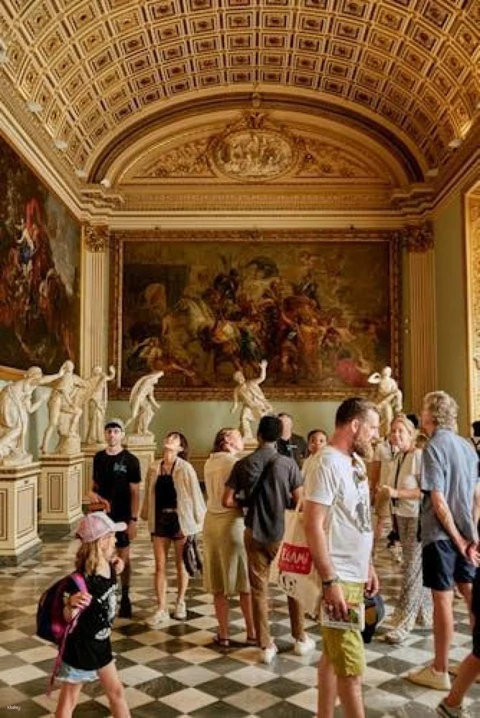Small group Uffizi masterclass with an art historian