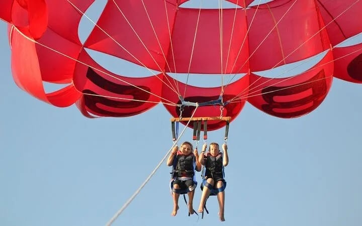 Soar Above the Red Sea Parasailing Adventure with Transfer - Hurghada Image 4