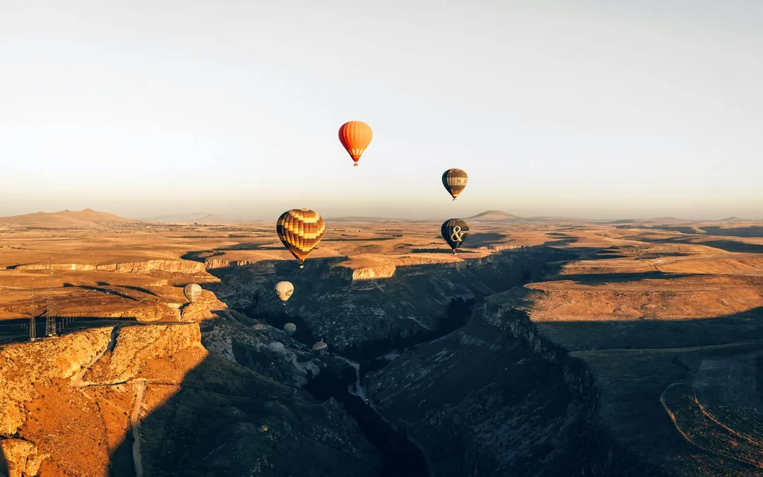 Soğanlı Valley Sunrise Hot Air Balloon Tour with Breakfast & Transfers Image 1