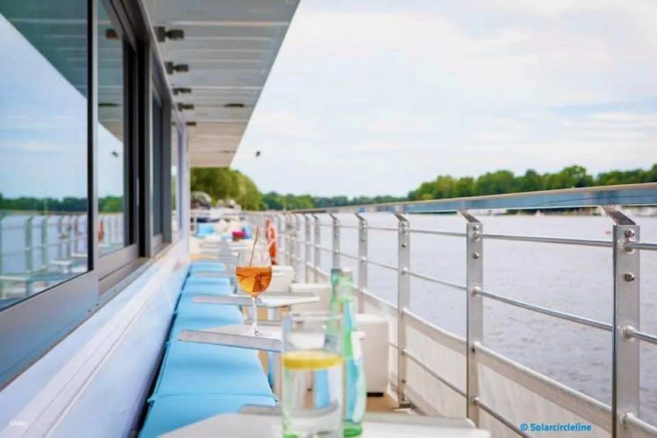 Solar-powered sunset cruise on Berlin's Spree River