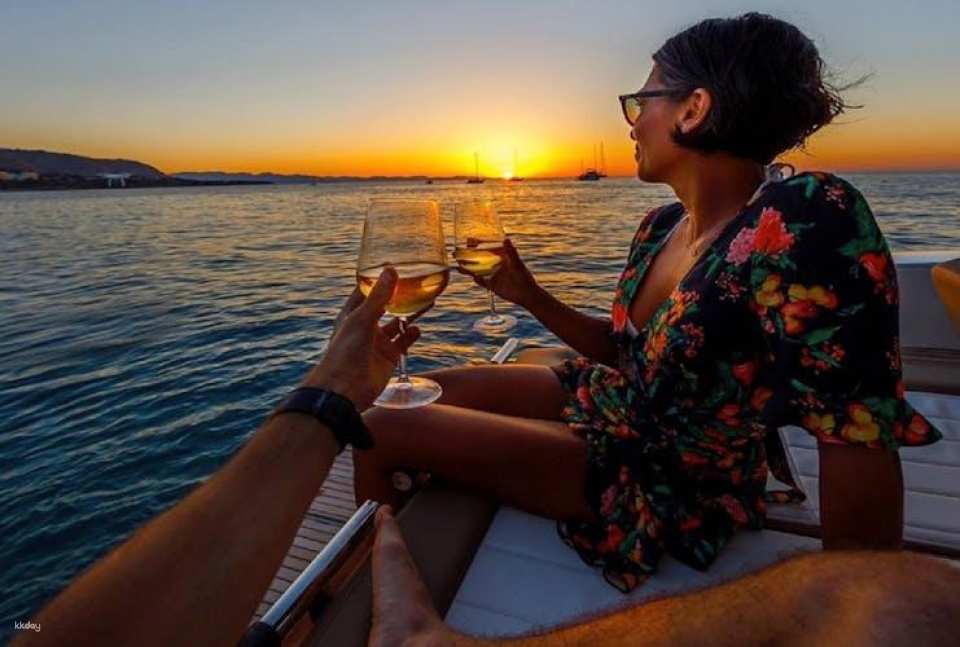 Sorrento coast and Capri evening boat tour
