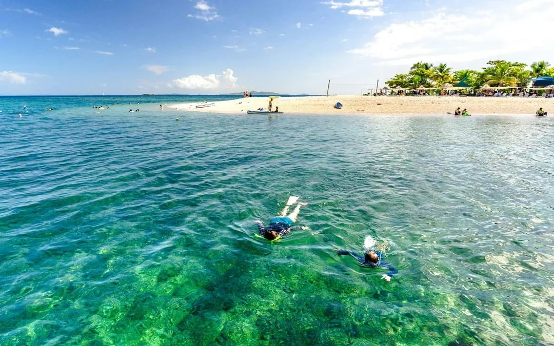 South Sea Island & Mamanuca Islands Combo Cruise with Lunch, Drinks & Hotel Transfers Image 7