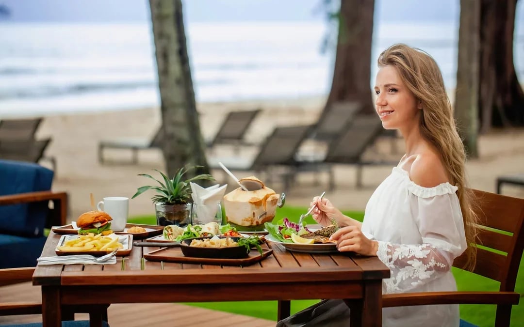 South Sea Island Day Trip with Cruise, BBQ Lunch, Drinks & Hotel Transfers Image 1