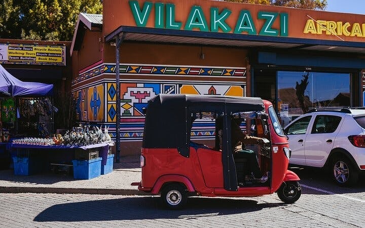 Soweto Guided Tuk-Tuk City Tour with Local Neighborhoods, Historical Sites, and Lunch Image 4