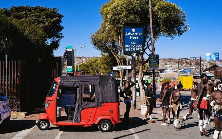 Soweto Guided Tuk-Tuk City Tour with Local Neighborhoods, Historical Sites, and Lunch Image 10