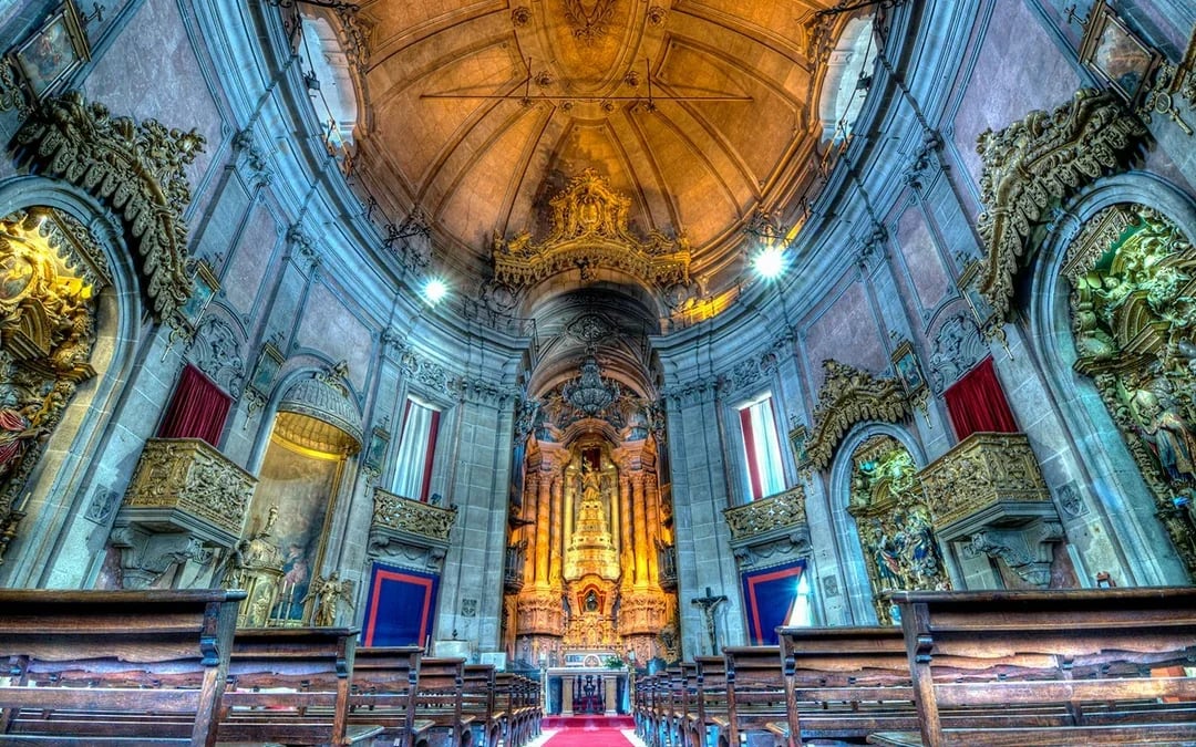  Spiritus Multimedia Show at Clérigos Church Image 6