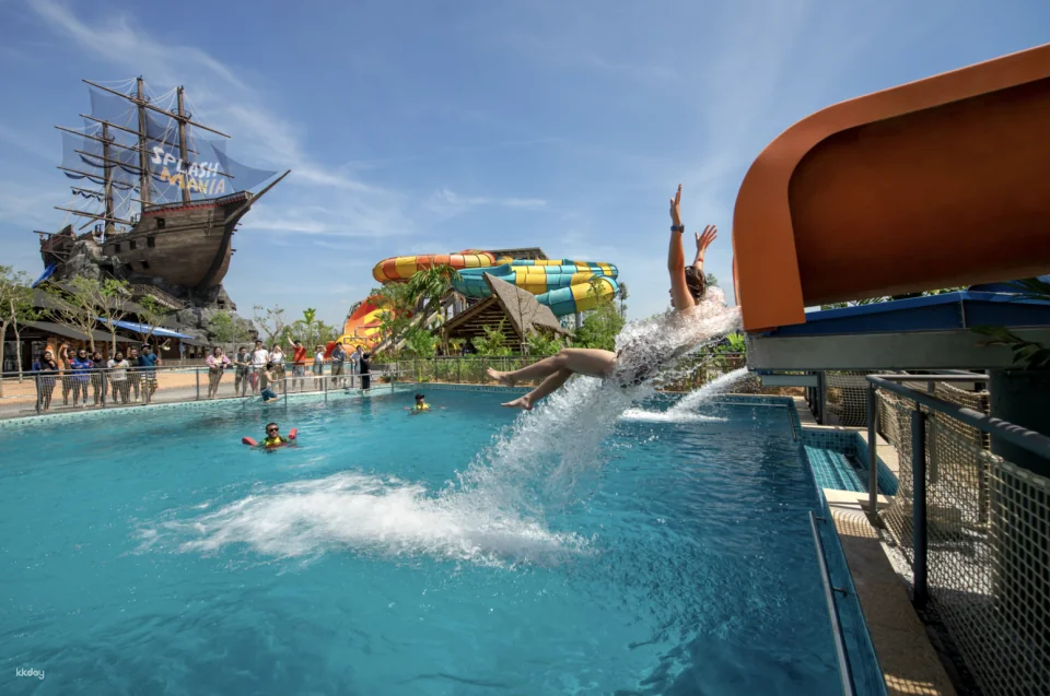 SplashMania Waterpark Ticket | Malaysia