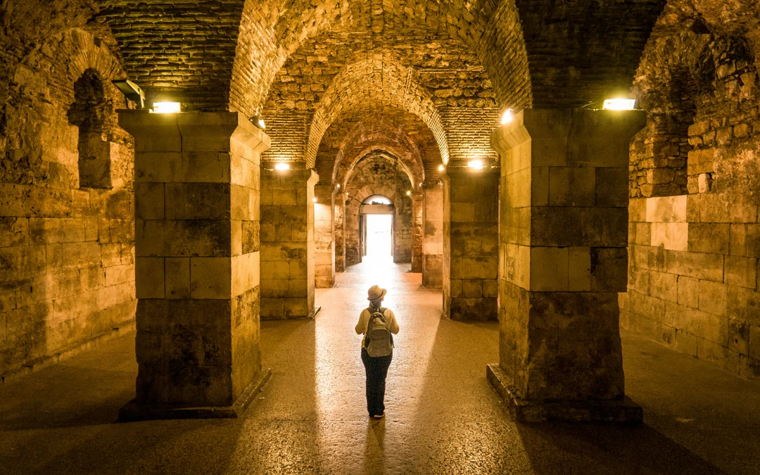 Split: Diocletian's Palace & Jewish Heritage Walking Tour Image 3