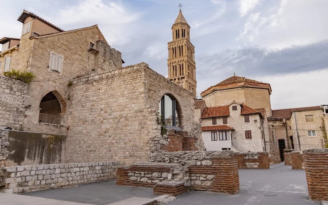 Split Guided Walking Tour and Klis Fortress Visit with Panoramic Views and A/C Transport Image 6