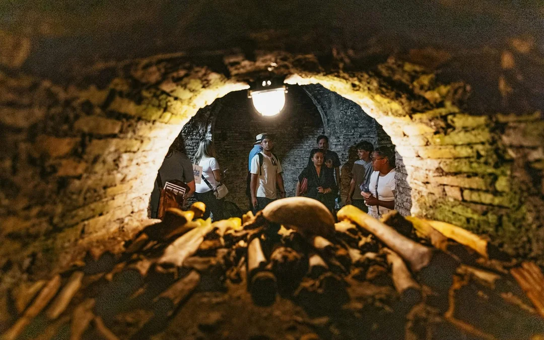 St. Callixtus & Other Catacombs Tour with Transfers Image 2