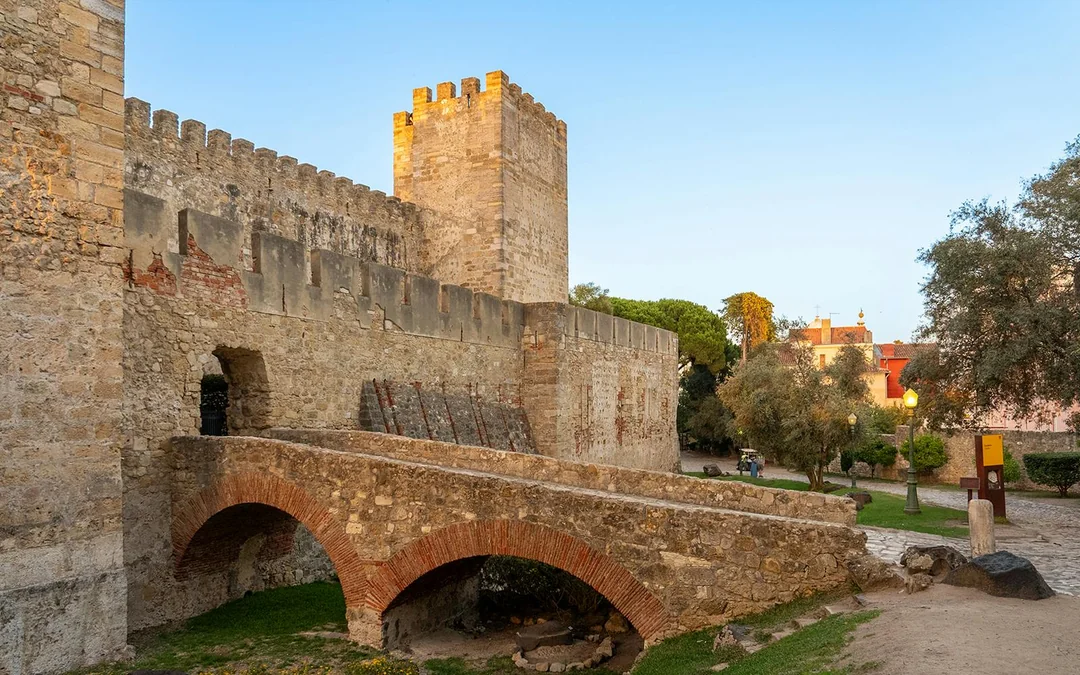St. George Castle Tickets with Audio Guide Image 2