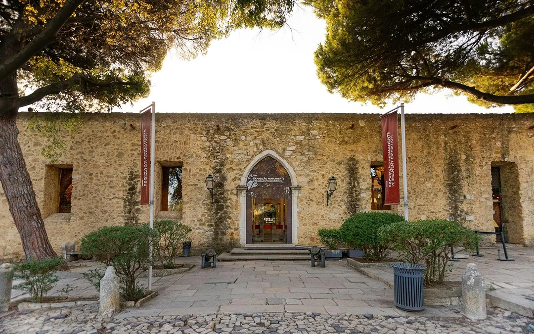 St. George Castle Tickets with Audio Guide Image 4
