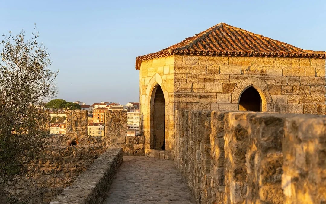 St. George Castle Tickets with Audio Guide Image 7