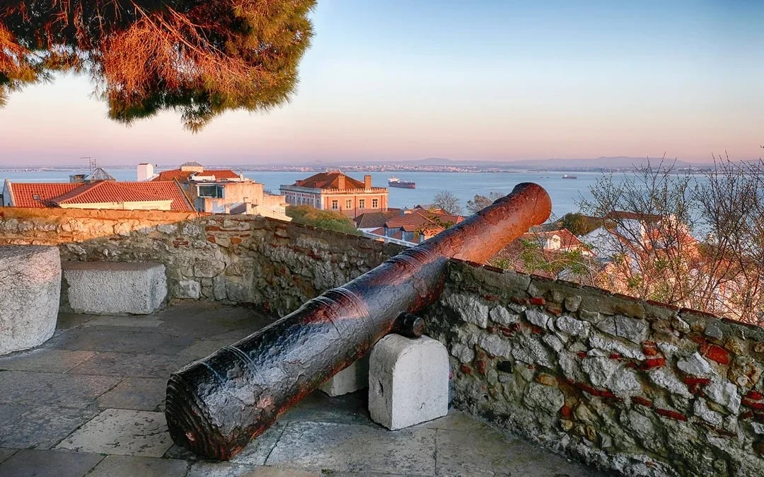 St. George Castle Tickets with Audio Guide Image 8