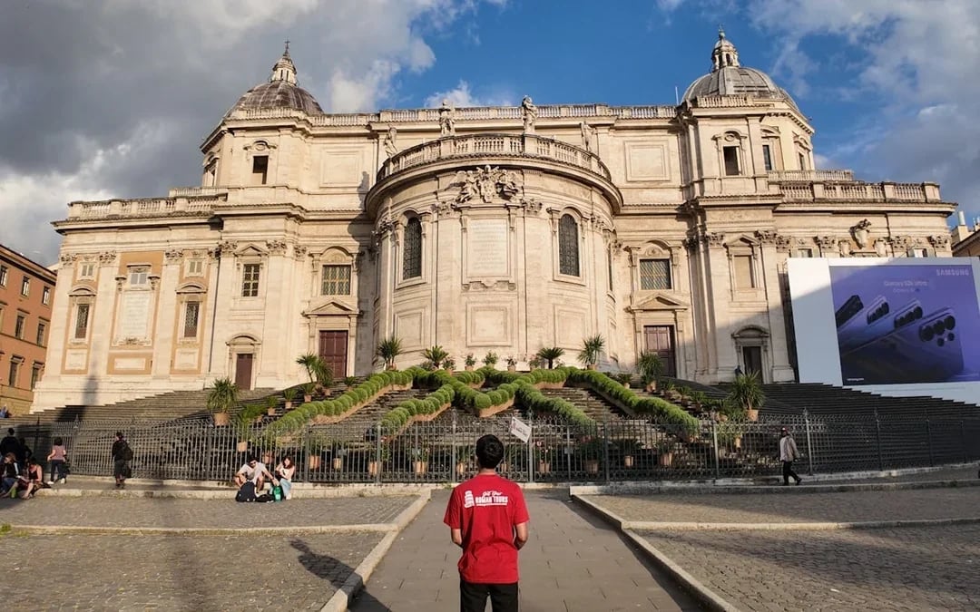 St. Mary Major Basilica: Guided Art & History Tour Image 2
