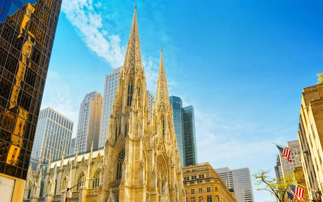 St. Patrick's Cathedral Self-Guided Audio Tour with iPad and Headphones Image 3