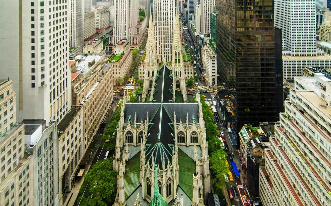 St. Patrick's Cathedral Self-Guided Audio Tour with iPad and Headphones Image 8