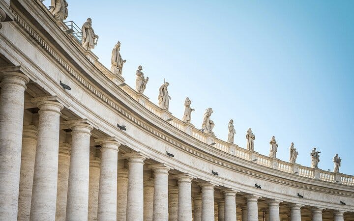 St. Peter's Basilica Experience & Underground Guided Tour Image 5