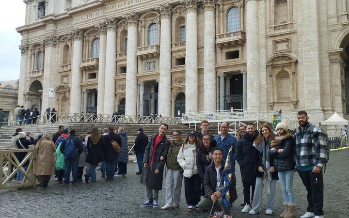 St. Peter’s Basilica Guided Tour with Dome Image 3