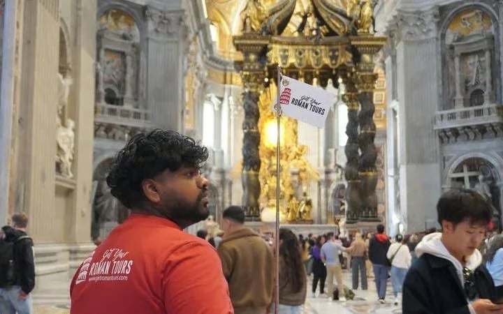 St. Peter’s Basilica Guided Tour with Papal Tombs and Underground Areas Image 6