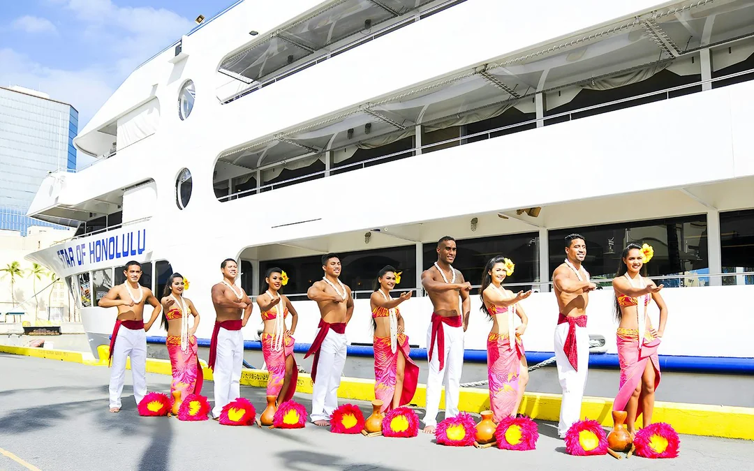 Star of Honolulu Dinner Cruise Image 2