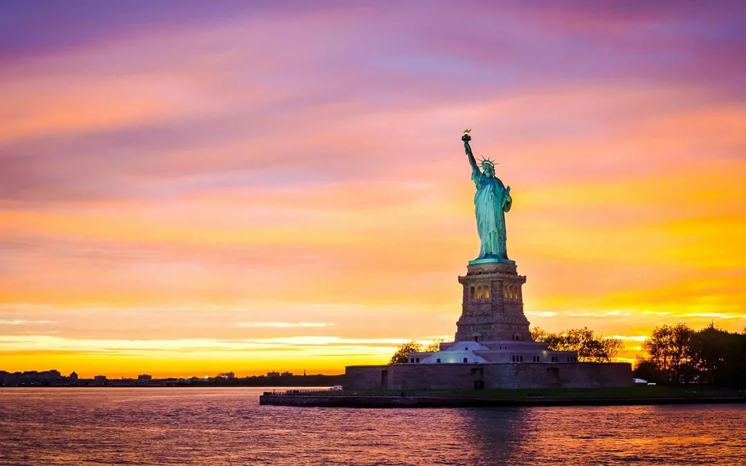 Statue of Liberty & Ellis Island Tickets Image 9