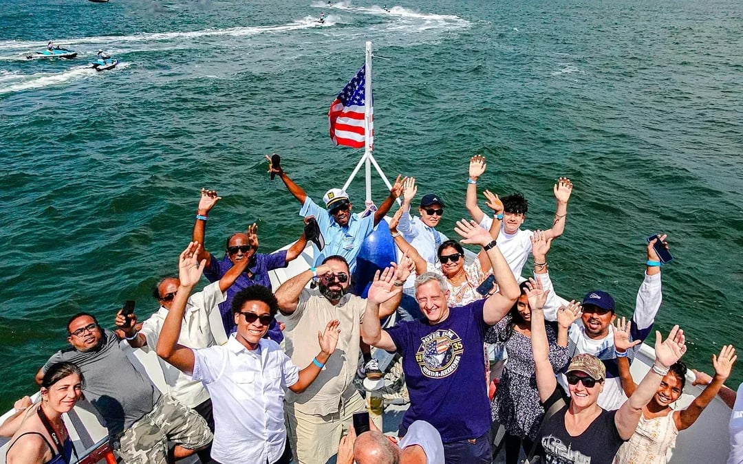 Statue of Liberty & NYC Landmarks 1.5-Hour Sightseeing Cruise Image 8