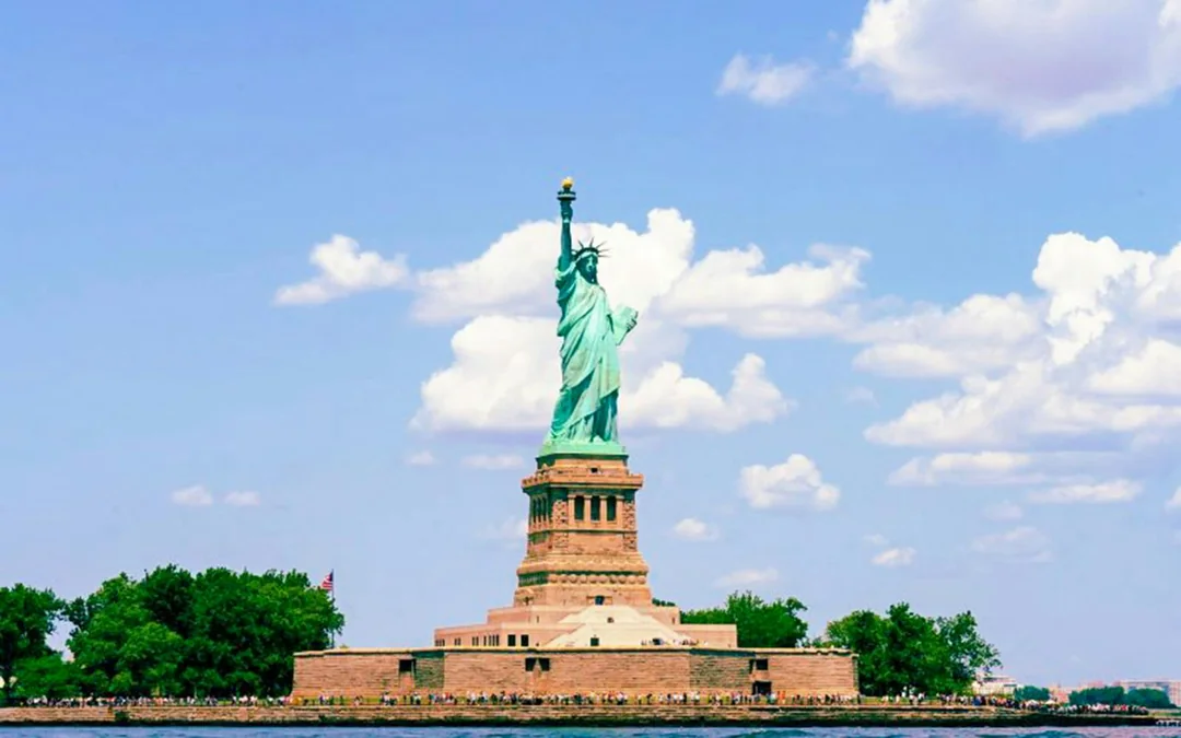 Statue of Liberty Express Tour with Skip-the-Line Ferry Tickets Image 5