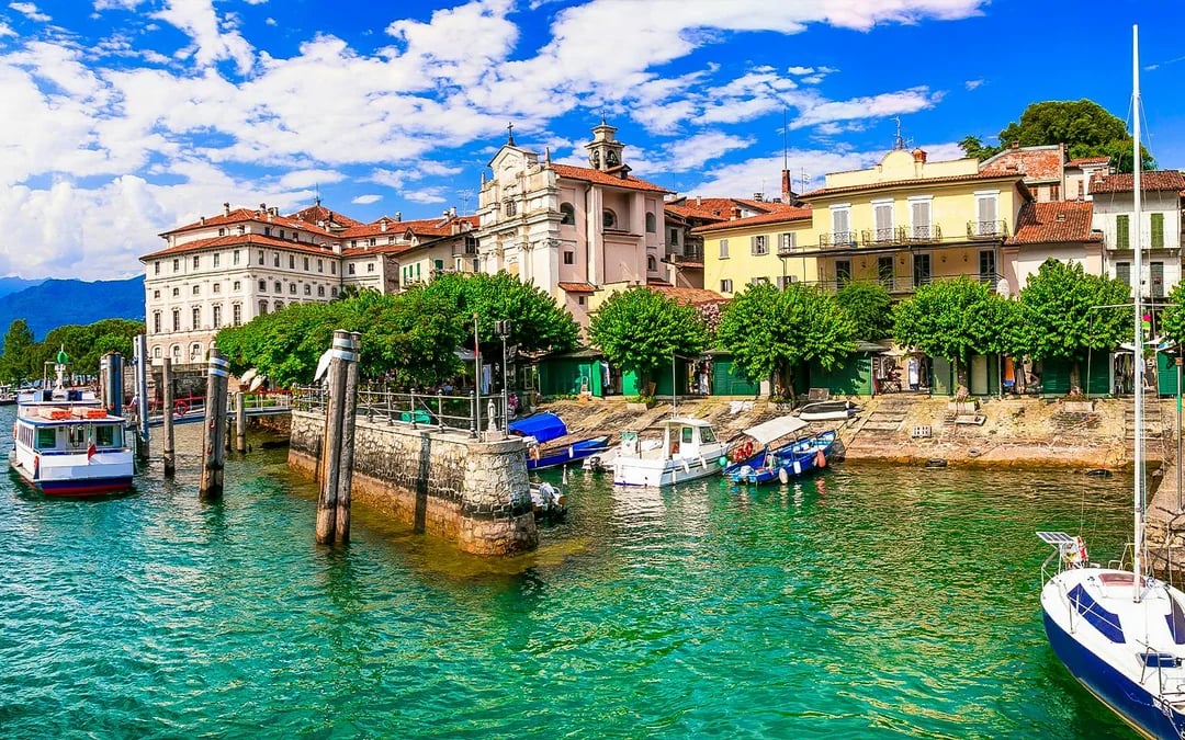 Stresa to Borromean Islands Round-Trip Boat Transfers Image 7