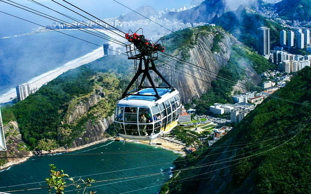 Sugarloaf Mountain & Rio Highlights Guided Tour with Transfers Image 1