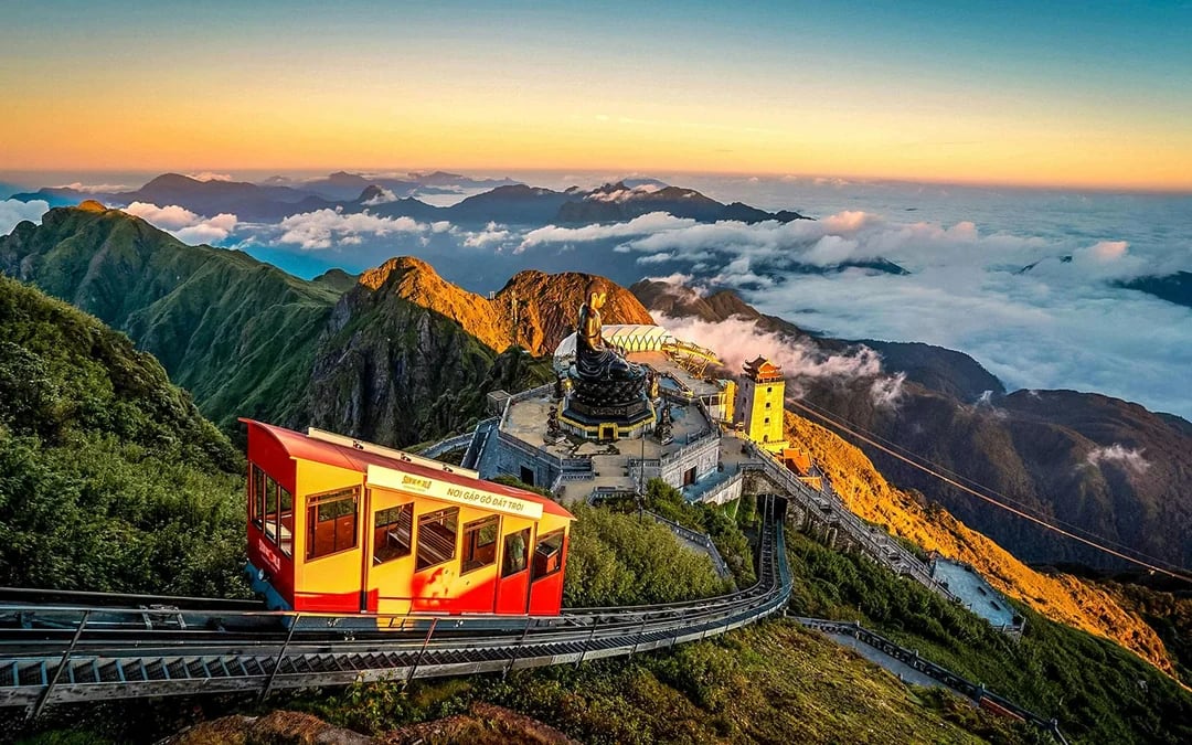 Sun World Fansipan Legend Tickets + Cable Car & Peak Rail Image 3