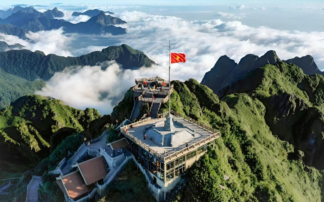 Sun World Fansipan Legend Tickets + Cable Car & Peak Rail Image 4