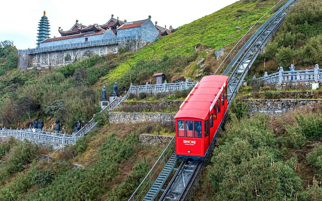Sun World Fansipan Legend Tickets + Cable Car, Muong Hoa Monorail & Peak Rail Image 3