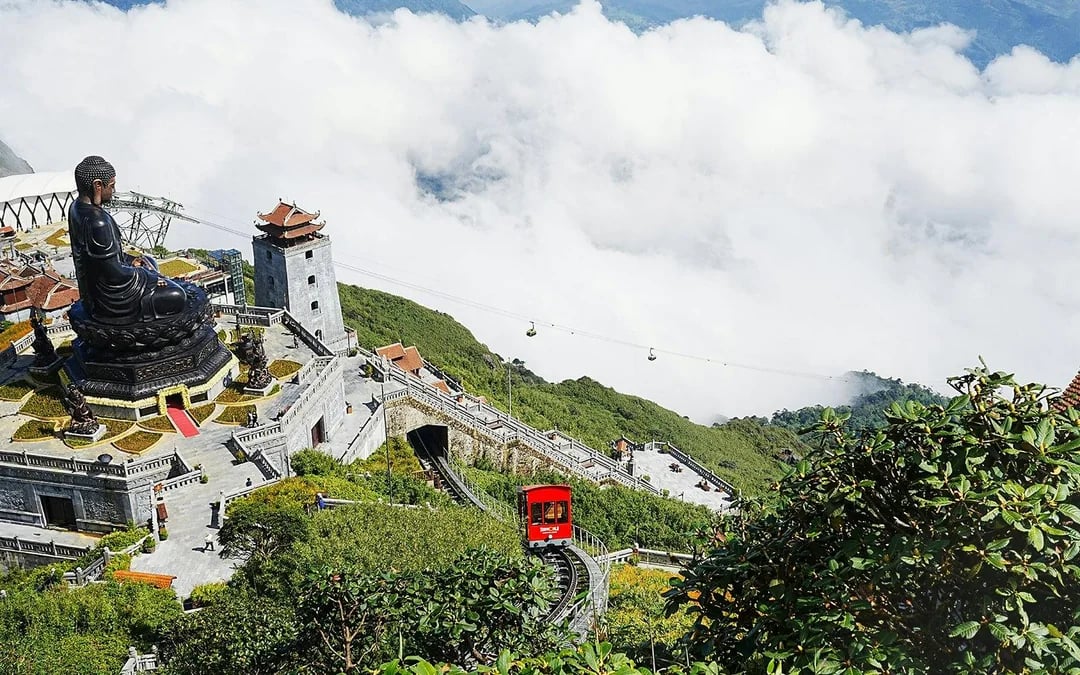 Sun World Fansipan Legend Tickets + Cable Car Image 1