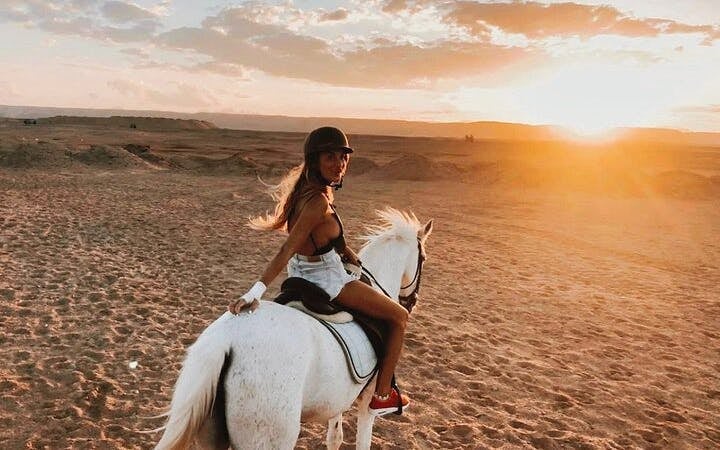 Sunrise Horseback Ride in Desert and Along Red Sea with Hotel Transfers – Hurghada Image 8