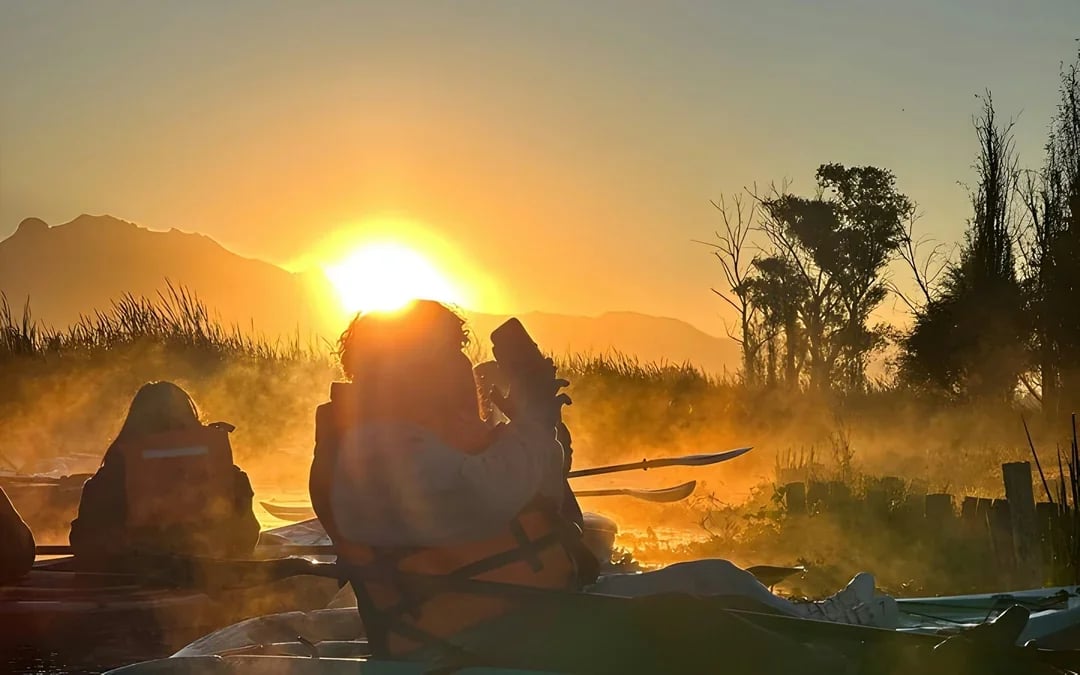 Sunrise Kayak Tour in Xochimilco Image 6