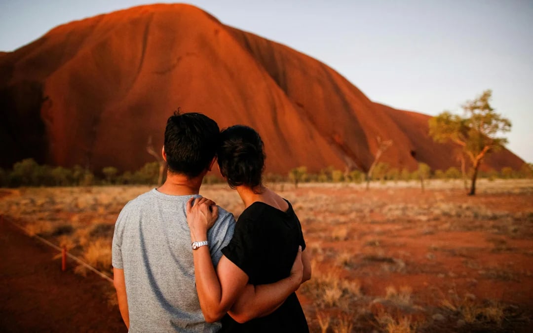 Sunrise Uluru & Kata Tjuta Half Day Tour with Aboriginal History & Refreshments Image 11