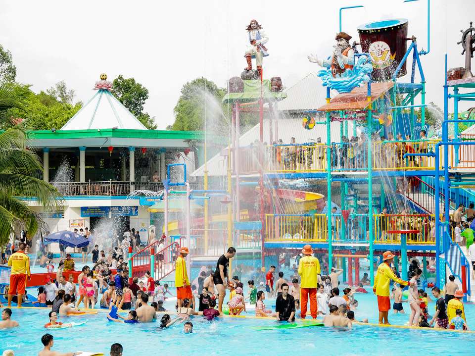 Suối Tiên Cultural Theme Park | Ho Chi Minh