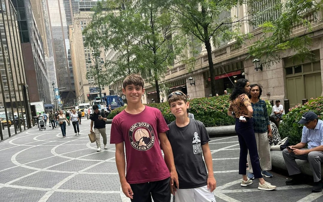 Superheroes in New York: Self-Guided City Exploration Game Image 8