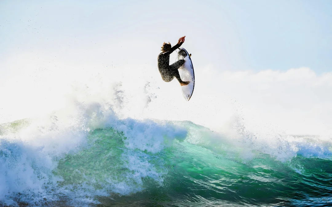 Surf Experience With Professional Surfer: Advanced Level Image 5