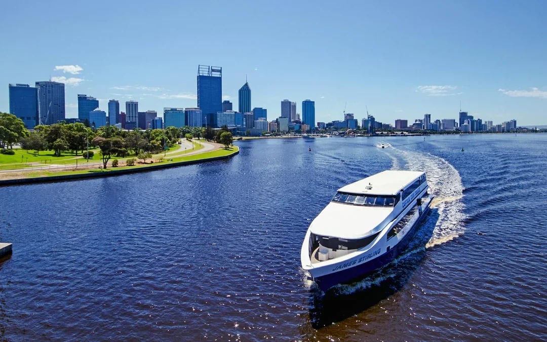 Swan River Lunch Cruise Image 6