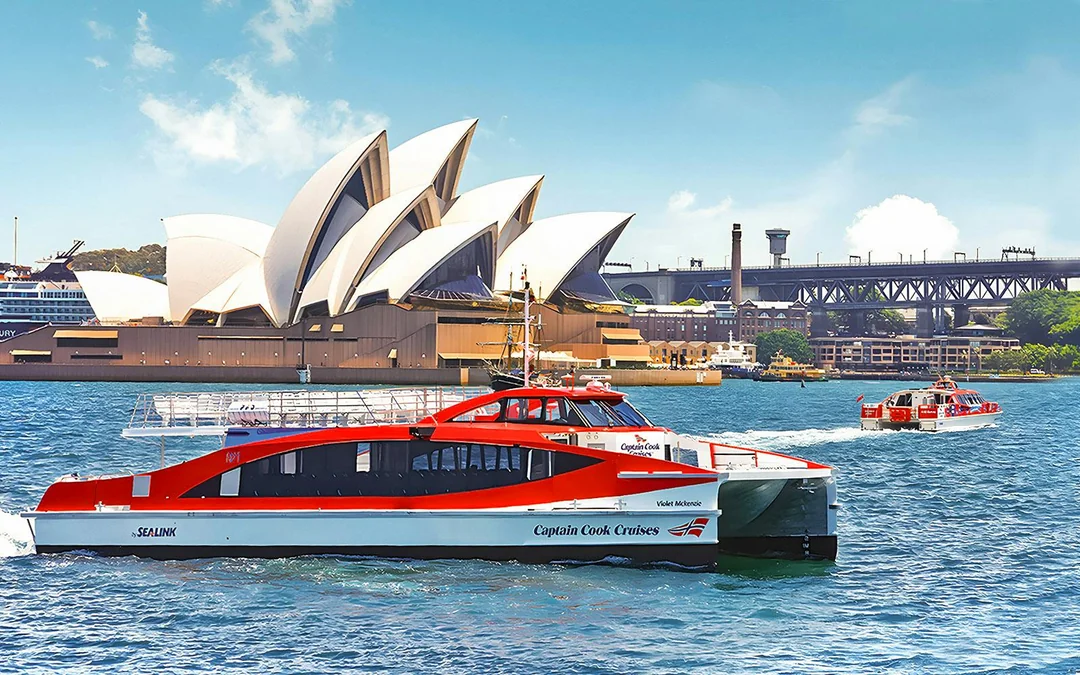 Sydney Harbour Hop-on Hop-off Cruise Image 3