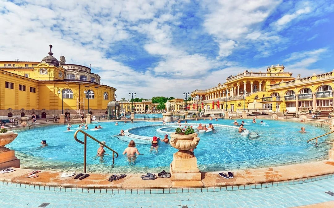 Szechenyi Spa Early-Bird Morning Entry Tickets Image 2