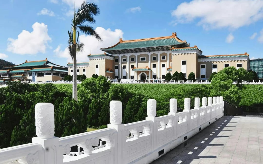 Taipei National Palace Museum Guided Tour with Skip-the-Line Tickets Image 9