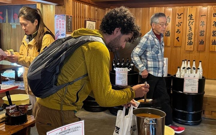 Takayama Jinya and Old Town Private Walking Tour with Sake Tasting and Admission Image 5